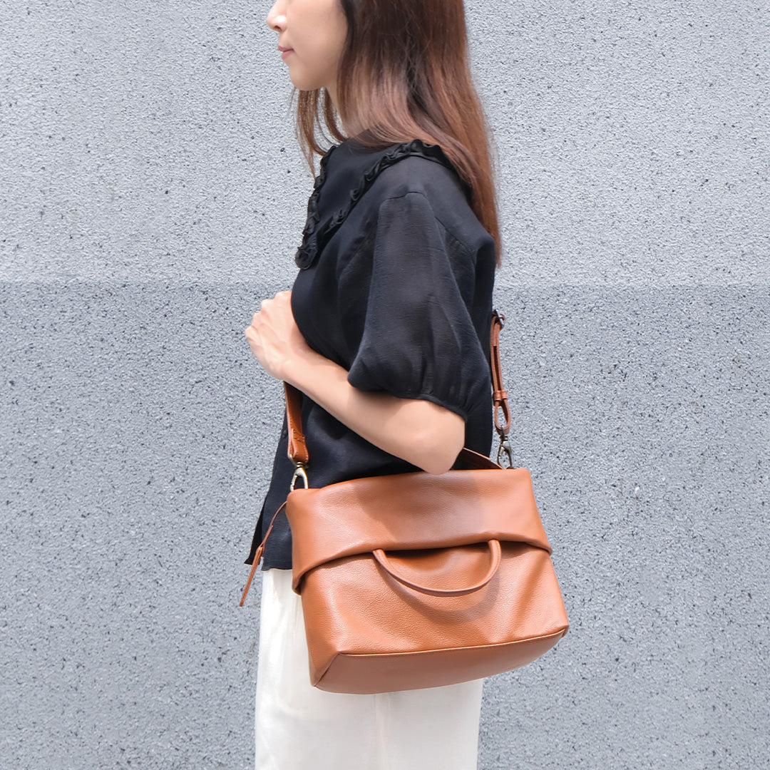 Camelia 軟質三用包 S